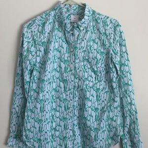 GAP “The Shrunken Boyfriend” long sleeve button up